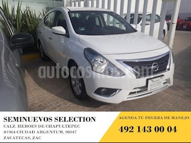 foto Nissan Versa 4p Advance L4/1.6 Man usado (2017) color Blanco precio $175,000