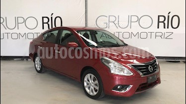 foto Nissan Versa Advance Aut usado (2016) color Rojo precio $169,000
