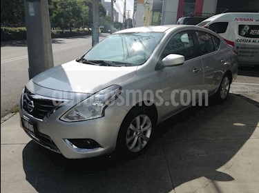Foto Nissan Versa Advance Aut usado (2018) color Plata precio $175,000