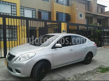 Nissan Versa Advance usado (2013) color Gris precio $28.200.000