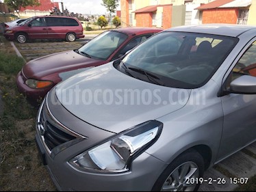 foto Nissan Versa Advance usado (2017) color Plata precio $145,000