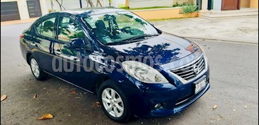 foto Nissan Versa Advance usado (2014) color Azul precio $120,000