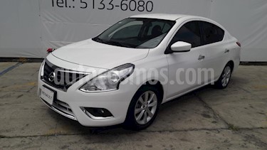 Foto Nissan Versa Advance usado (2017) color Blanco precio $175,000