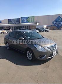 Foto Nissan Versa Advance usado (2017) color Acero precio $135,000