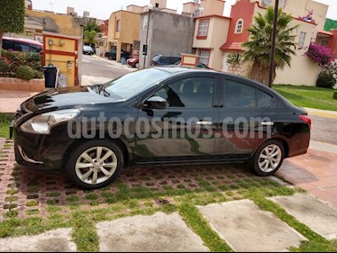 Foto Nissan Versa Advance usado (2017) color Negro precio $175,000