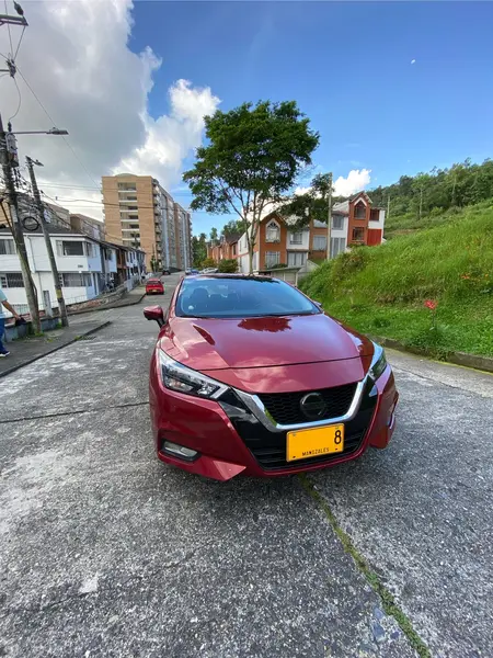2020 Nissan Versa Exclusive Aut
