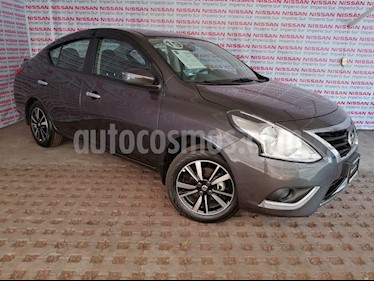 foto Nissan Versa Exclusive Aut usado (2019) color Titanio precio $240,000