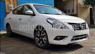 foto Nissan Versa Exclusive NAVI Aut usado (2018) color Blanco precio $190,000