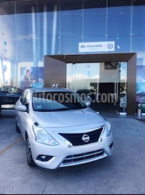foto Nissan Versa Exclusive NAVI Aut usado (2018) color Plata precio $225,000