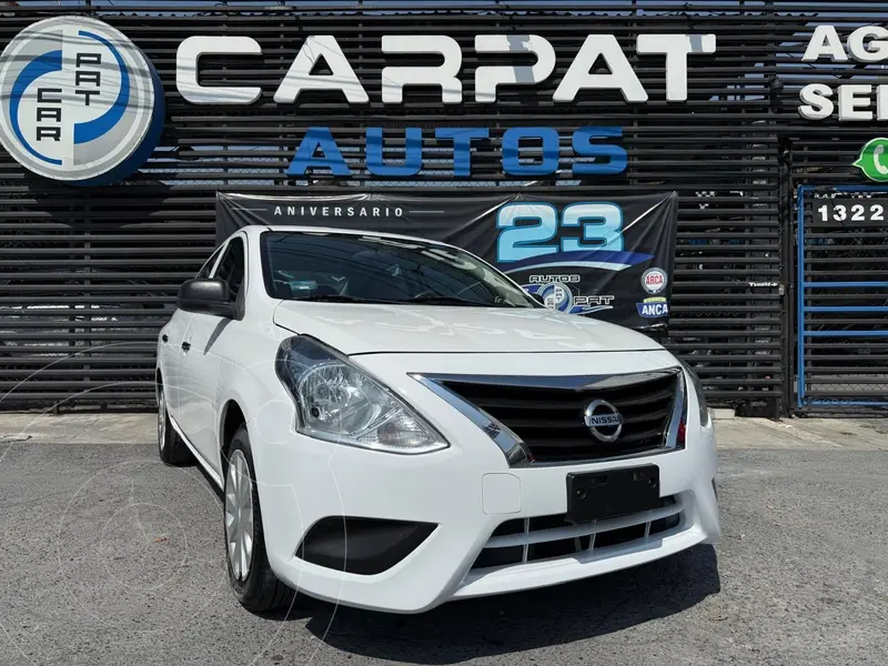 Foto Nissan Versa Drive Aut usado (2018) color Blanco precio $179,000