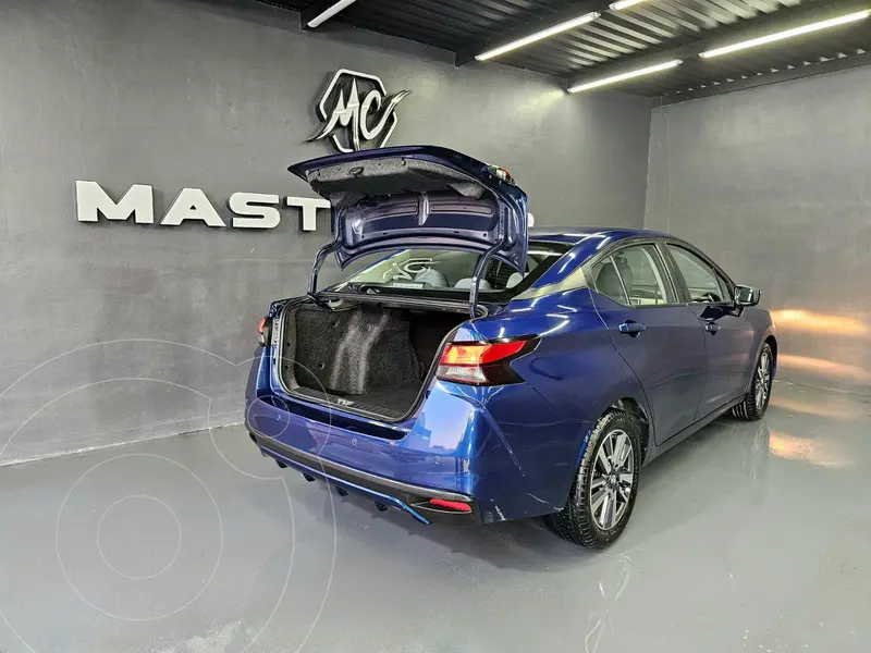 nissan versa