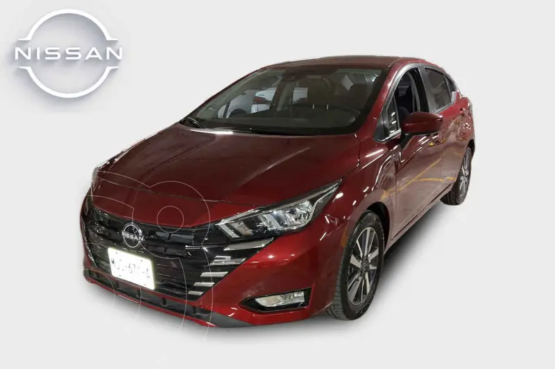 Foto Nissan Versa Advance usado (2024) color Rojo precio $352,000