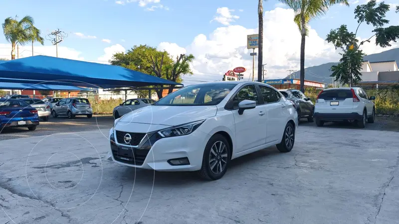 Foto Nissan Versa Advance usado (2021) color Blanco financiado en mensualidades(enganche $32,094 mensualidades desde $5,971)
