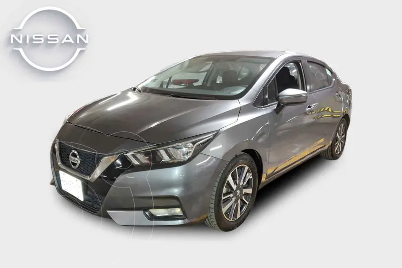 Foto Nissan Versa Advance Aut usado (2021) color Gris precio $270,000
