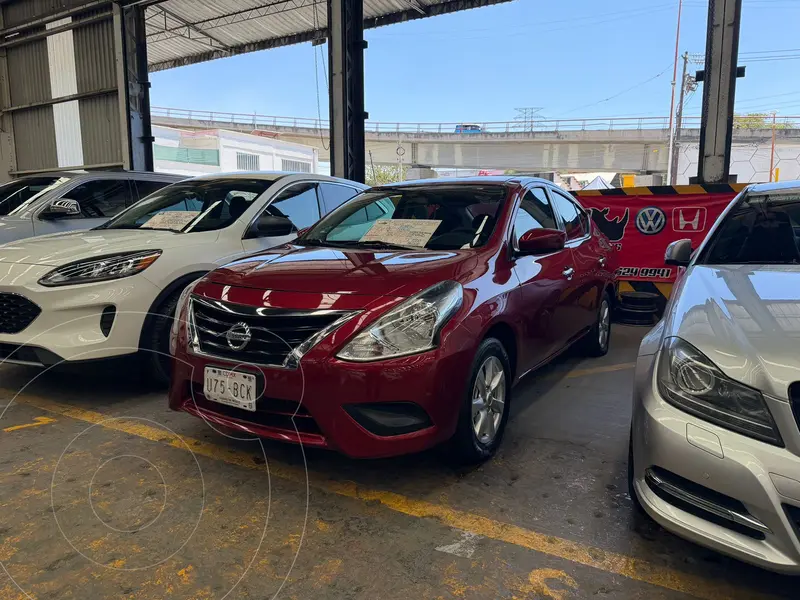 Foto Nissan Versa Advance usado (2019) color Rojo financiado en mensualidades(enganche $47,900 mensualidades desde $4,300)