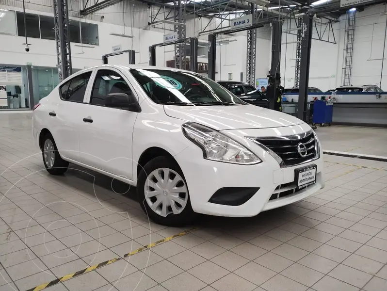 Foto Nissan Versa Drive usado (2018) color Blanco precio $175,000
