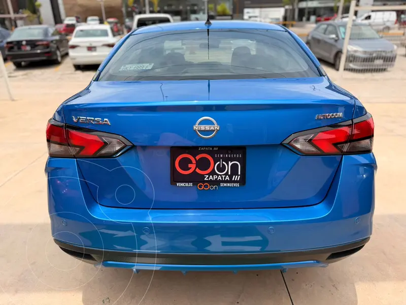 nissan versa