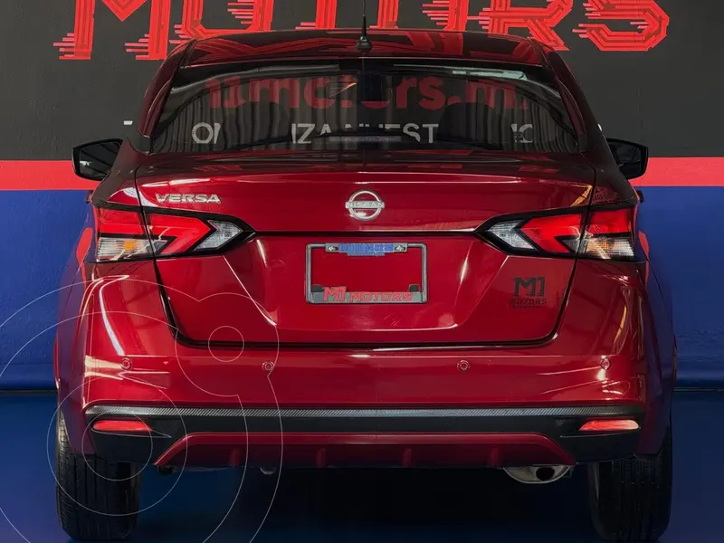 nissan versa