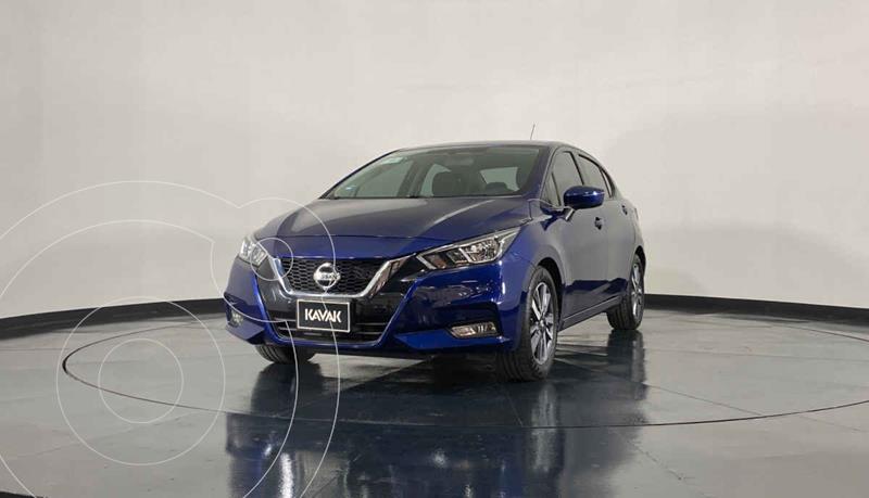 Foto Nissan Versa Advance Aut usado (2020) color Azul precio $322,999