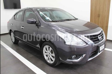 Nissan Versa Advance usado (2015) color Gris precio $143,000