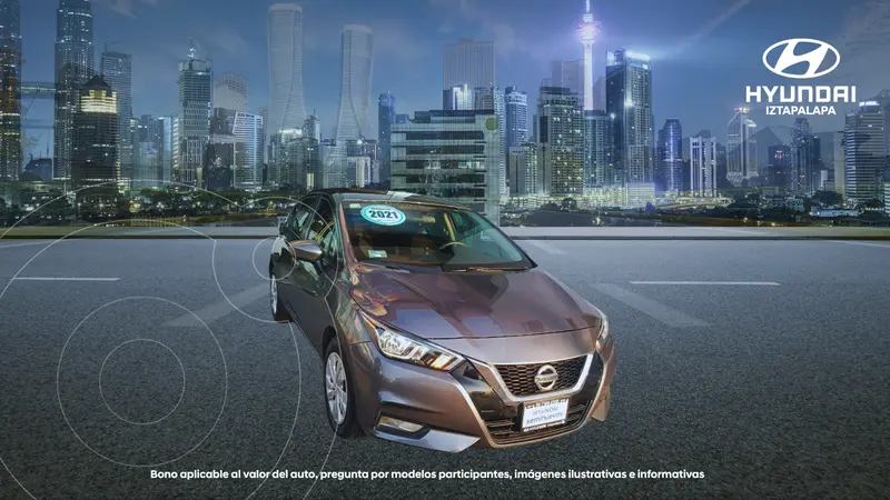 Foto Nissan Versa Sense Aut usado (2021) color Gris precio $195,000