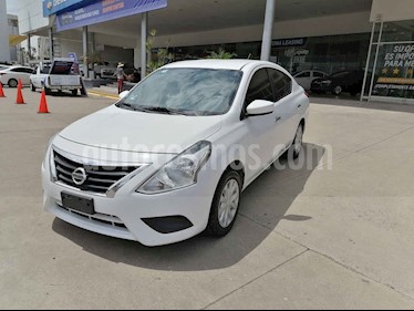 Nissan Versa Sense Aut usado (2018) color Blanco precio $175,000