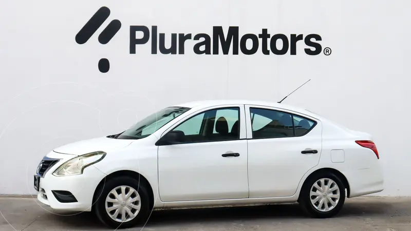 Foto Nissan Versa Drive A/A usado (2019) color Blanco precio $185,000