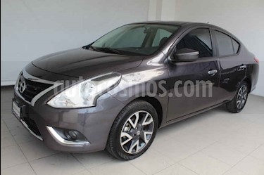 foto Nissan Versa Exclusive Aut usado (2018) color Gris precio $209,000