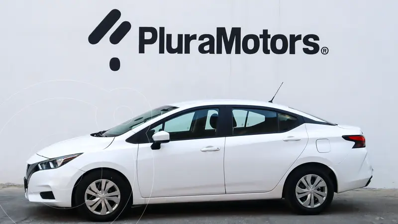 Foto Nissan Versa Sense Aut usado (2021) color Blanco financiado en mensualidades(enganche $56,100 mensualidades desde $4,780)