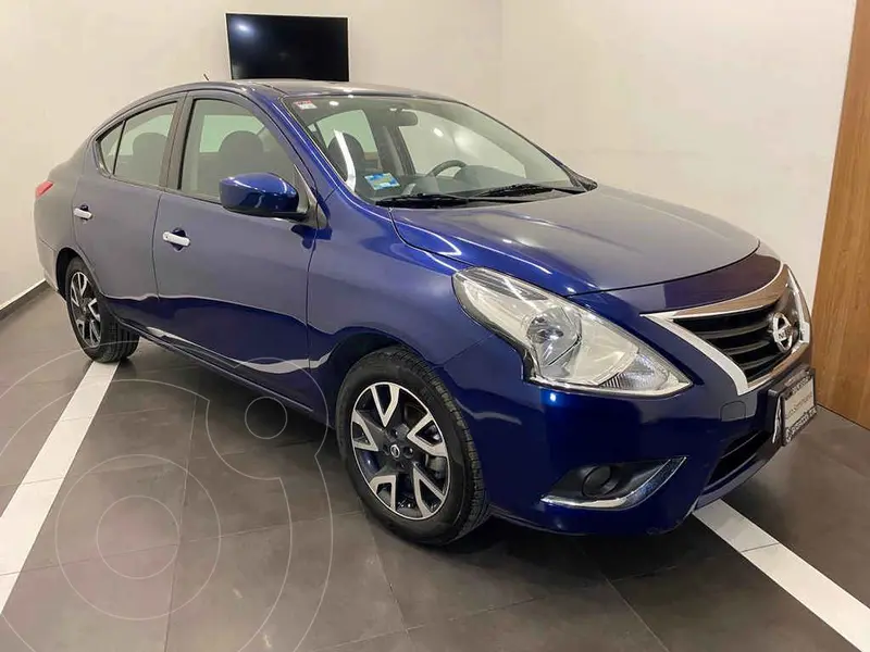 Foto Nissan Versa Advance Aut usado (2019) color Azul precio $277,000