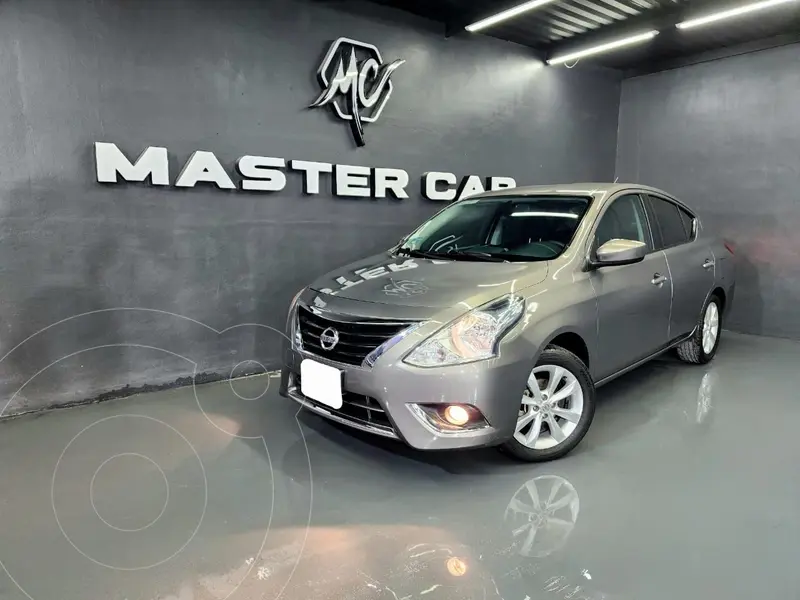 Foto Nissan Versa Advance usado (2017) color caf precio $188,000