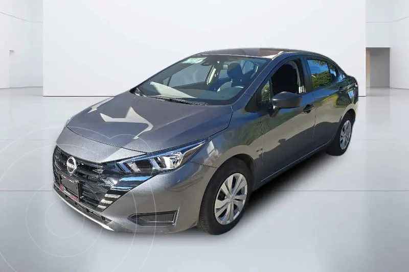 Foto Nissan Versa Sense Aut usado (2025) color Gris precio $315,000
