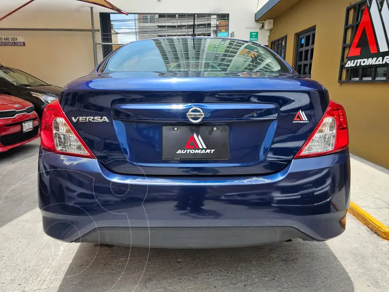 nissan versa