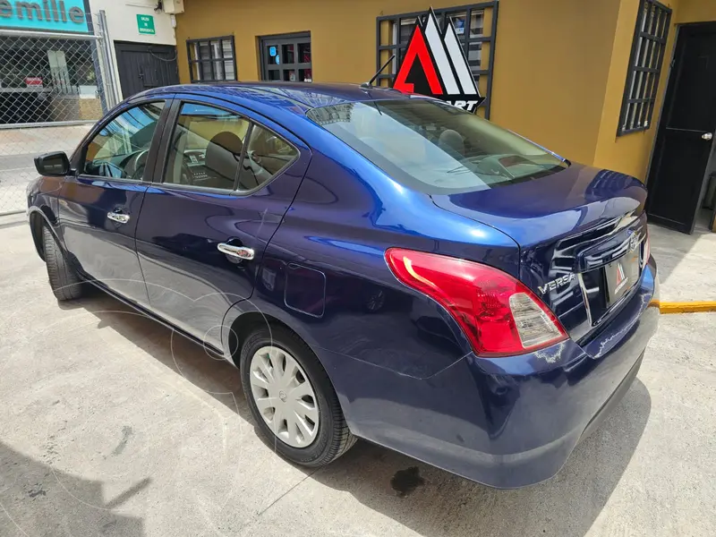 nissan versa