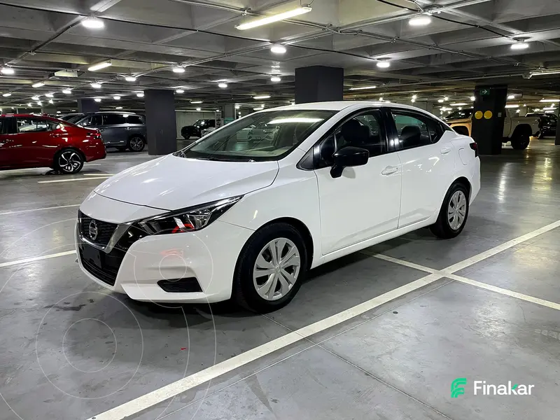 Foto Nissan Versa Sense Aut usado (2022) color Blanco precio $250,000