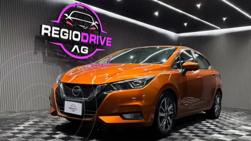 Foto Nissan Versa Advance usado (2020) color Naranja financiado en mensualidades(enganche $49,980 mensualidades desde $6,574)