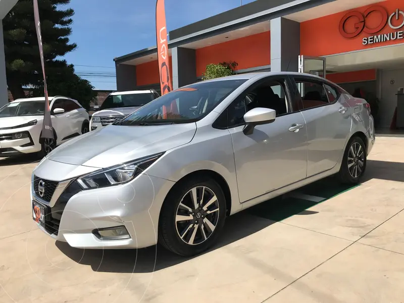Foto Nissan Versa Advance usado (2022) color Gris financiado en mensualidades(enganche $73,302 mensualidades desde $5,605)