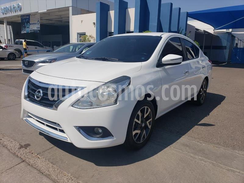 Nissan Versa 4P EXCLUSIVE L4/1.6 AUT usado (2017) color Blanco precio $175,000