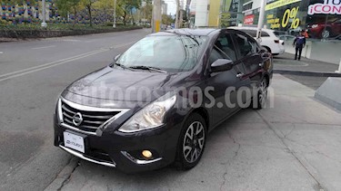foto Nissan Versa 4p Exclusive L4/1.6 Aut usado (2017) color Azul precio $169,000