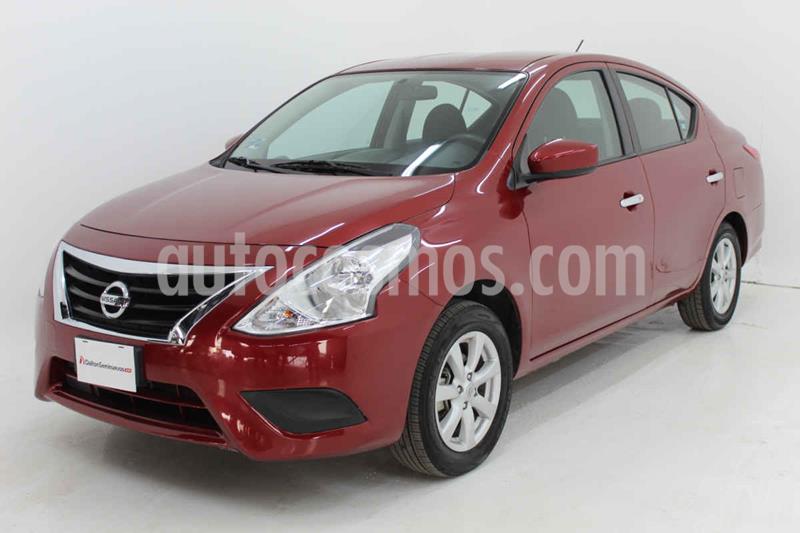 Foto Nissan Versa Sense Aut usado (2019) color Rojo precio $184,000