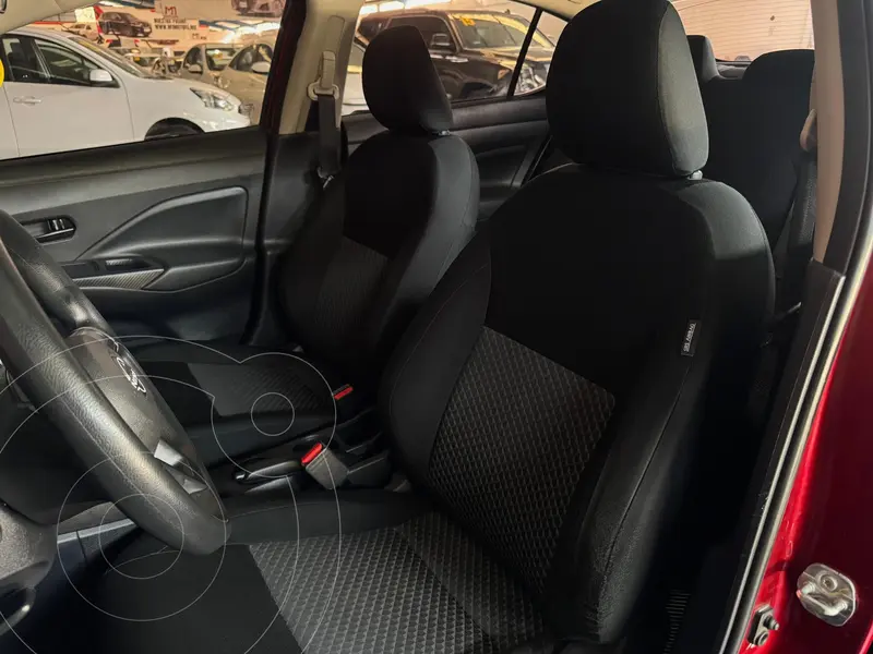 nissan versa