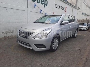 foto Nissan Versa 4P SENSE TM5 A/AC. VE. usado (2018) color Plata precio $159,000
