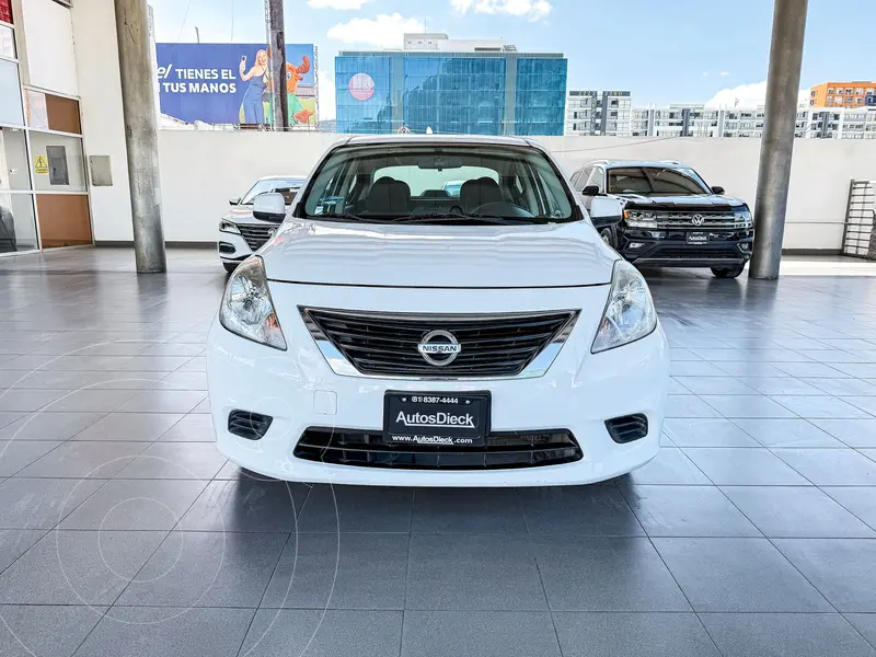 nissan versa