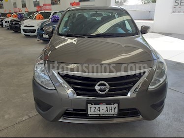 foto Nissan Versa Sense Aut usado (2016) color Gris precio $179,000