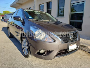 Nissan Versa Advance usado (2017) color Gris precio $132,000