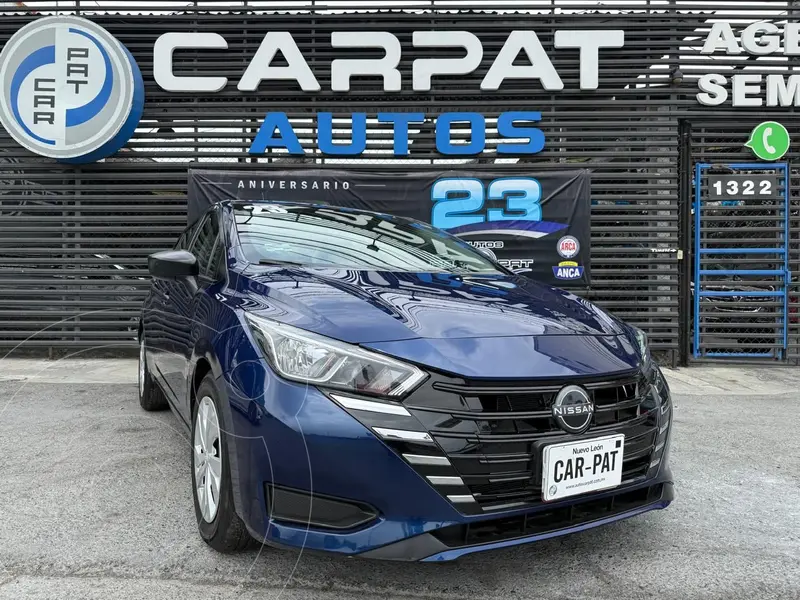 Foto Nissan Versa Sense Aut usado (2023) color Azul financiado en mensualidades(enganche $67,980 mensualidades desde $7,085)