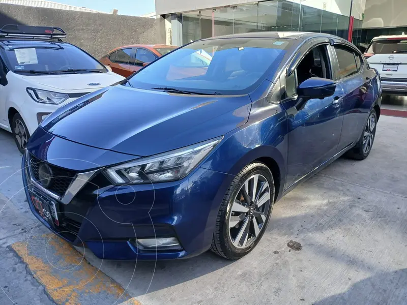 Foto Nissan Versa Platinum Aut usado (2020) color Azul financiado en mensualidades(enganche $70,850 mensualidades desde $5,418)