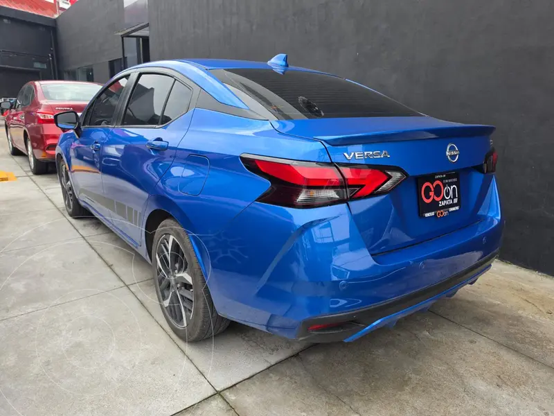 nissan versa