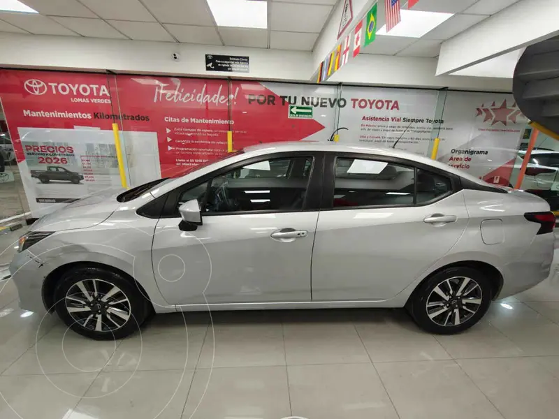 nissan versa
