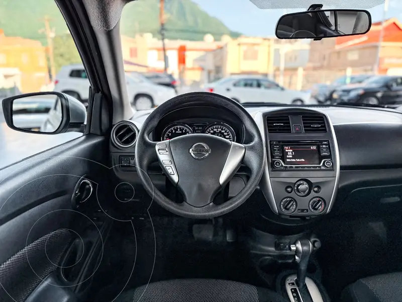 nissan versa